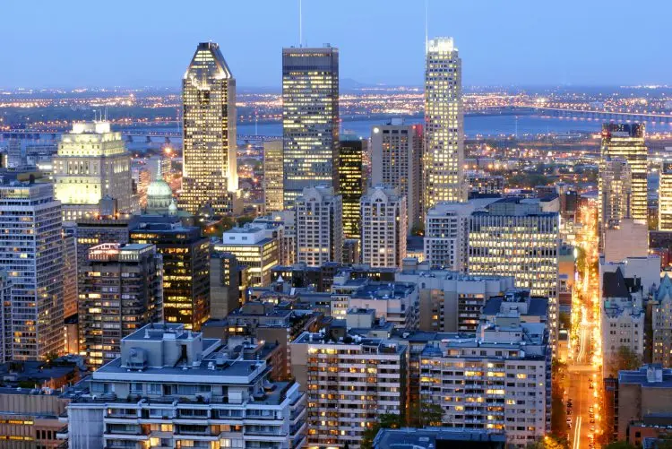 Fotolia_3490186_montreal-canada-by-night_M-e1477591572921