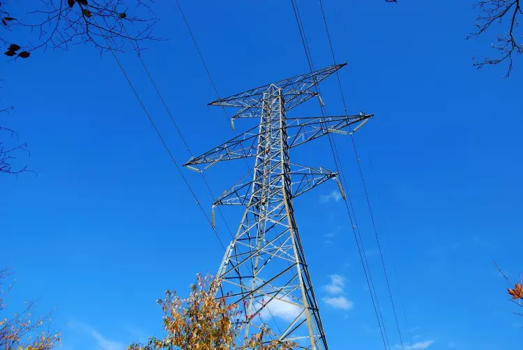 OEB Review of Wireline Pole Attachment Charges is Underway