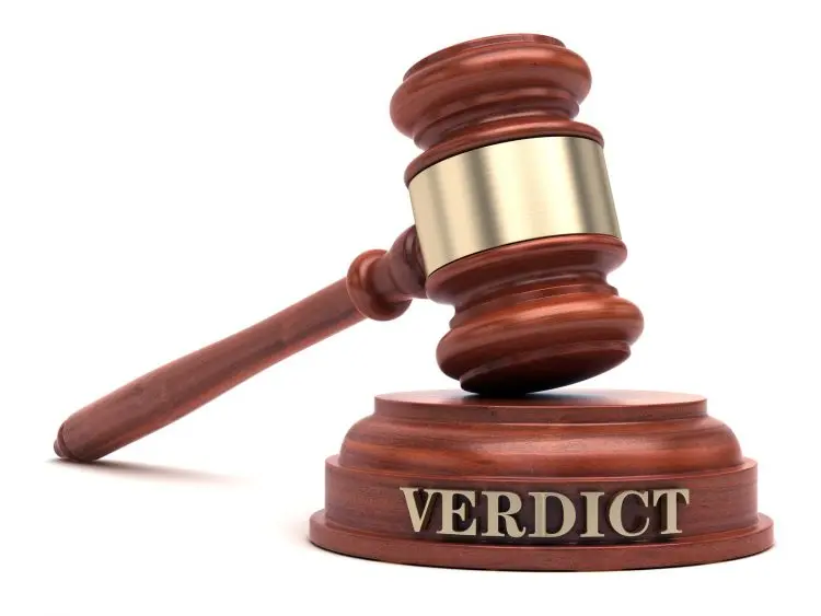 Fotolia_71237805_Gavel-and-verdict_M-e1464725086377