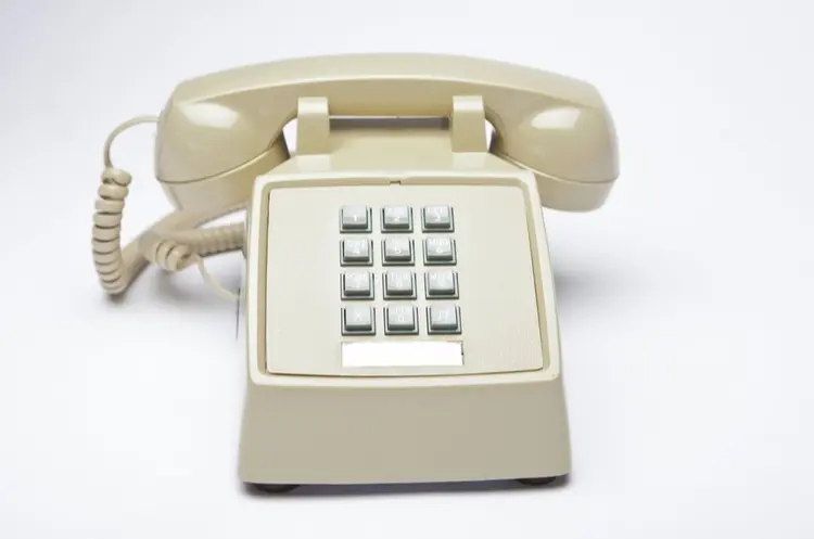 shutterstock_179694302_phone_web