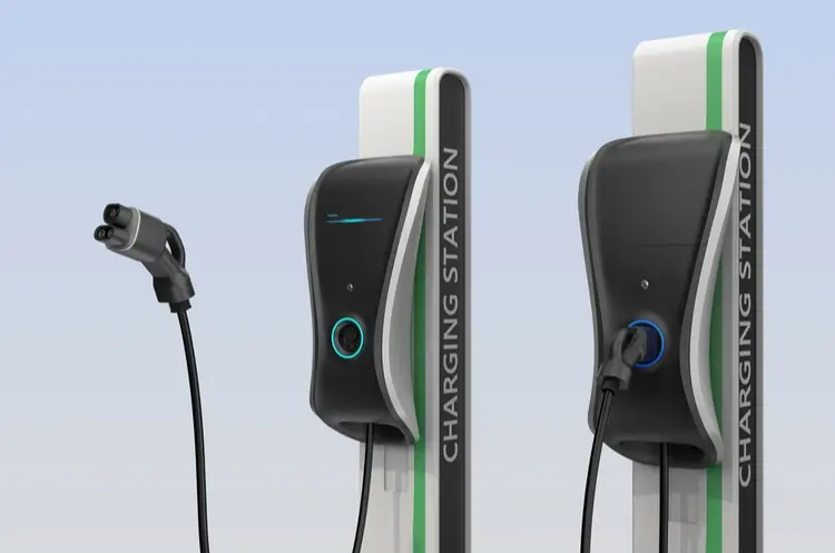 shutterstock_389379316_Charging Station web