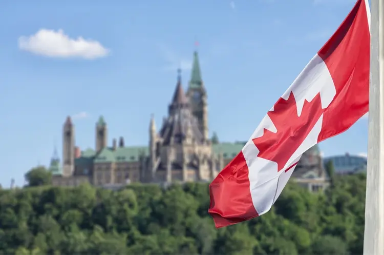 shutterstock_478080232_Parliament web
