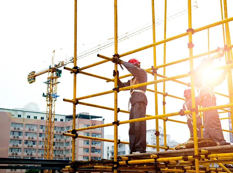 shutterstock_607336091_construction worker web