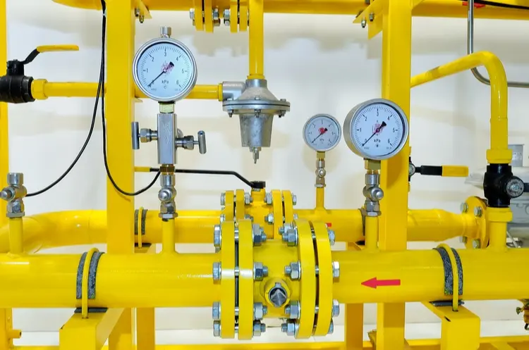shutterstock_705686275_ng pipelines_web