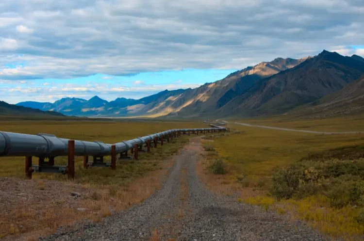 shutterstock_720683569_pipeline through mountain_web