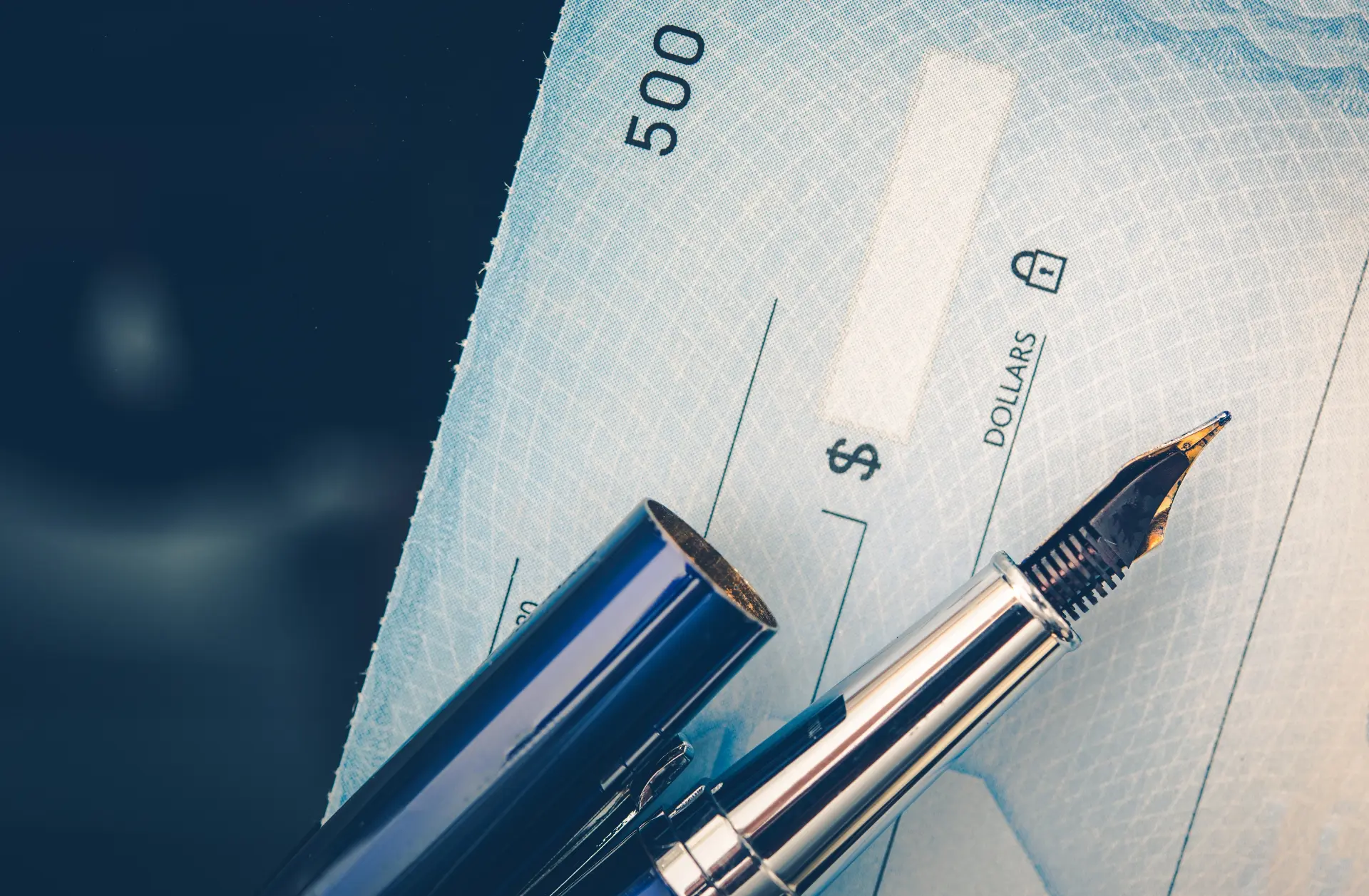 shutterstock_cheque and pen