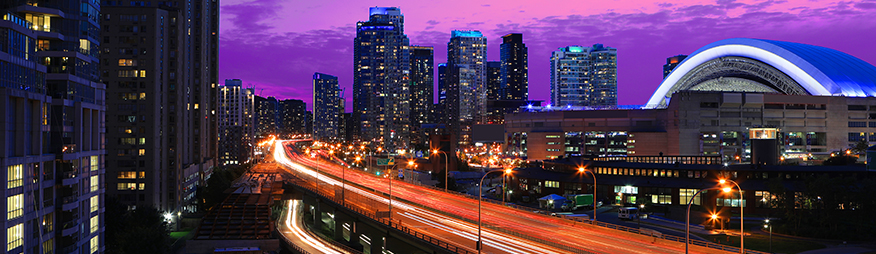 Image of a city at night